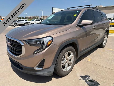 Used 2018 GMC Terrain SLE w/ Driver Convenience Package FWD image 1