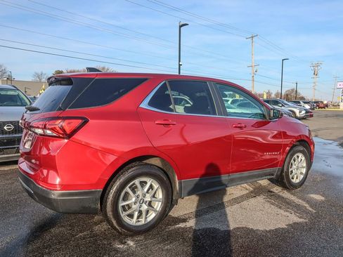 Used 2023 Chevrolet Equinox LT image 9