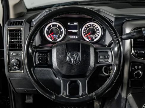 Used 2018 RAM 2500 Big Horn w/ Sport Appearance Group AWD/4WD image 16