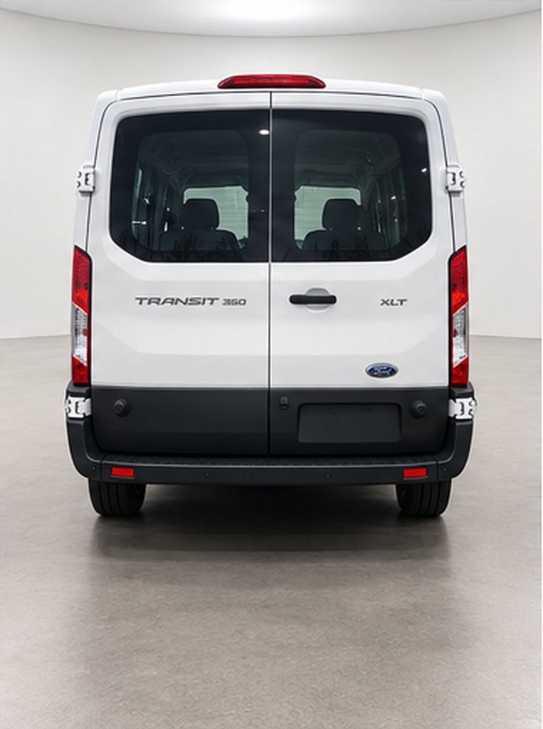Used 2024 Ford Transit 350 XLT RWD image 4