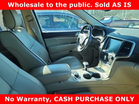 Used 2014 Jeep Grand Cherokee Overland w/ Advanced Technology Group image 9
