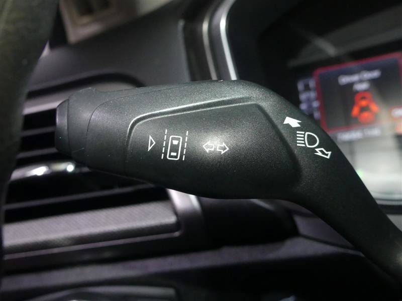 Used 2019 Ford Fusion SE FWD image 32