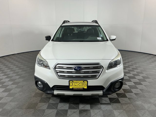 Used 2016 Subaru Outback 2.5i Limited AWD/4WD image 2