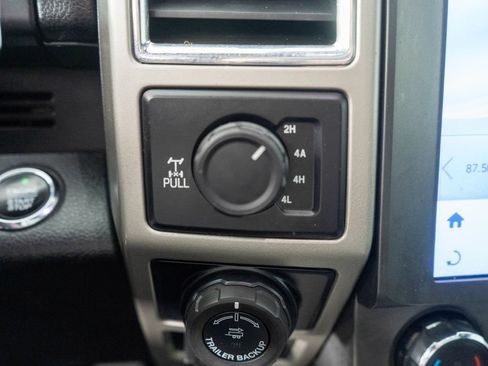 Used 2017 Ford F150 Lariat AWD/4WD image 21