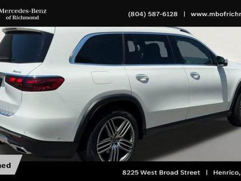 Used 2024 Mercedes-Benz GLS 450 4MATIC image 2