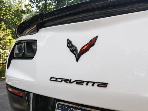 Used 2016 Chevrolet Corvette Z06 w/ 2LZ Preferred Equipment Group RWD image 98