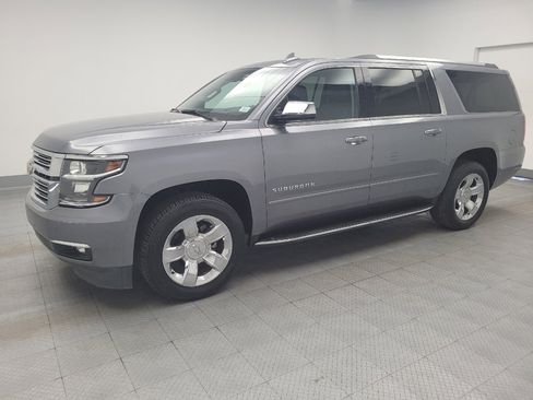 Used 2018 Chevrolet Suburban Premier image 2
