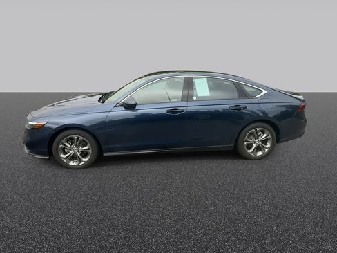 Used 2024 Honda Accord EX image 6