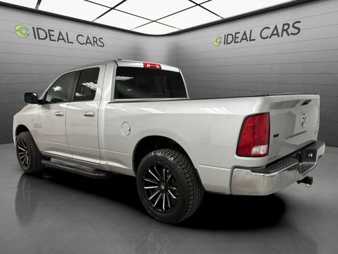 Used 2017 RAM 1500 Classic SLT RWD image 7