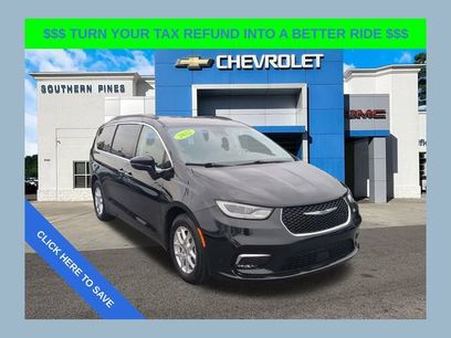 Used 2022 Chrysler Pacifica Touring-L