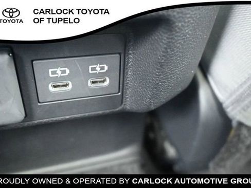 Used 2025 Toyota Tacoma TRD Sport AWD/4WD image 27