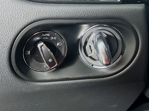 New 2026 Porsche Macan S image 11