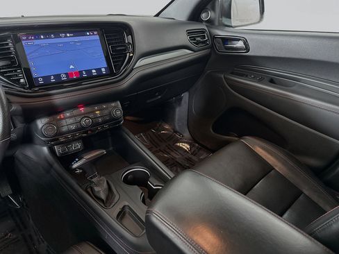 Used 2024 Dodge Durango GT image 23