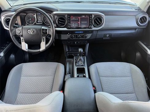 Used 2022 Toyota Tacoma SR5 image 11