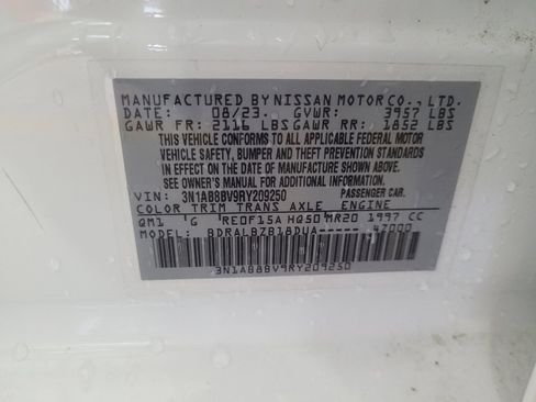 Used 2024 Nissan Sentra S FWD image 33