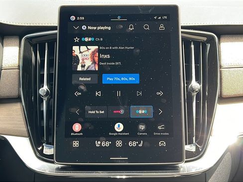 New 2026 Volvo XC90 B6 Plus AWD/4WD image 13
