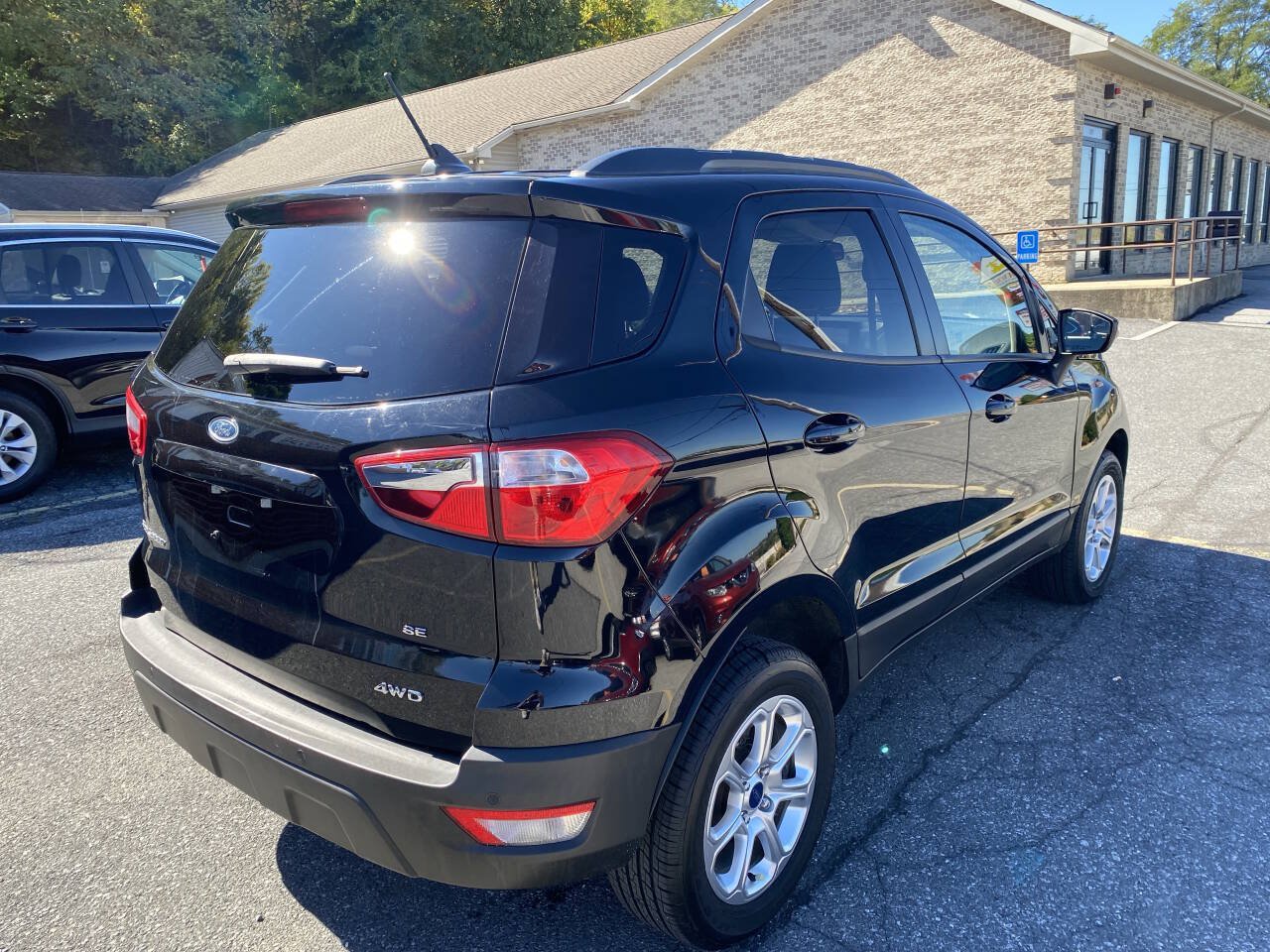 Used 2018 Ford EcoSport SE AWD/4WD image 5