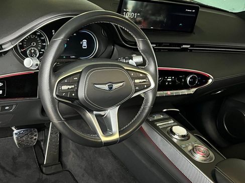 Used 2024 Genesis GV70 3.5T Sport image 7