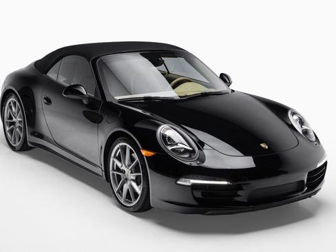 Used 2013 Porsche 911 Carrera 4S image 6