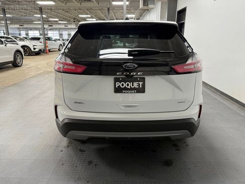 Used 2023 Ford Edge SEL w/ Convenience Package image 5