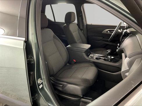 Used 2023 Chevrolet Traverse LT FWD image 29