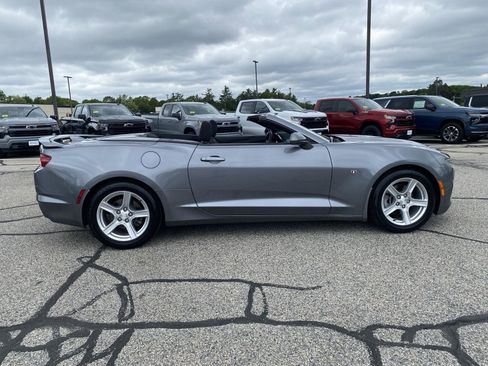Used 2022 Chevrolet Camaro LT image 8