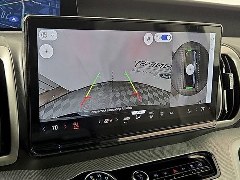 Certified 2025 Ford Expedition Active image 20