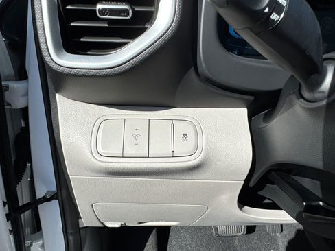 New 2026 Hyundai Venue SEL image 22