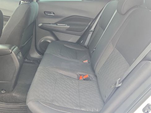 Used 2023 Nissan Kicks SV FWD image 18