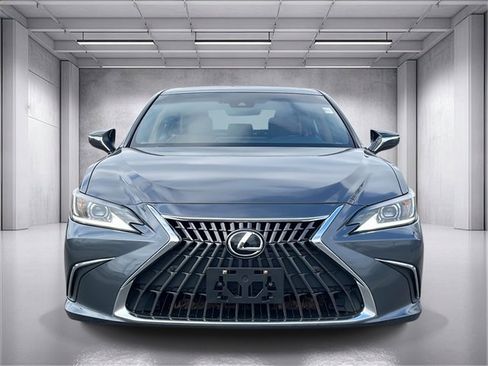 Used 2022 Lexus ES 350 w/ Premium Package image 8