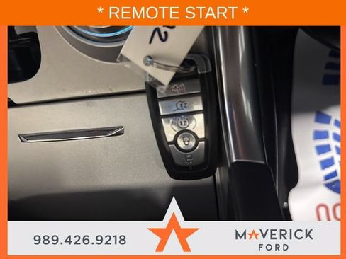 Used 2023 Ford Explorer XLT w/ Equipment Group 202A AWD/4WD image 27