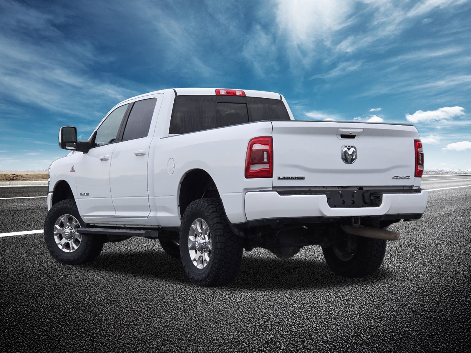 Used 2023 RAM 2500 Laramie AWD/4WD image 16