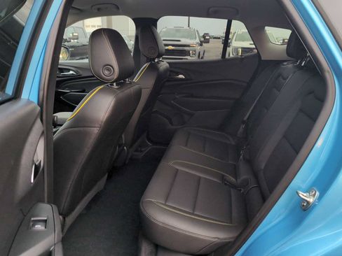 Used 2025 Chevrolet Trax ACTIV w/ Driver Confidence Package FWD image 24