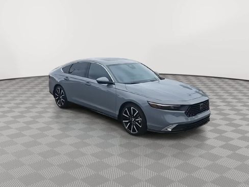 Certified 2025 Honda Accord Touring image 2