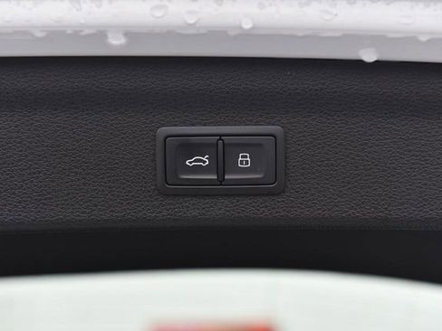 Used 2023 Audi Q3 2.0T Premium w/ Convenience Package image 25