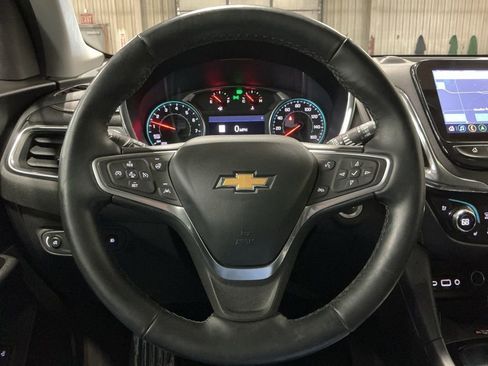 Used 2023 Chevrolet Equinox Premier image 14