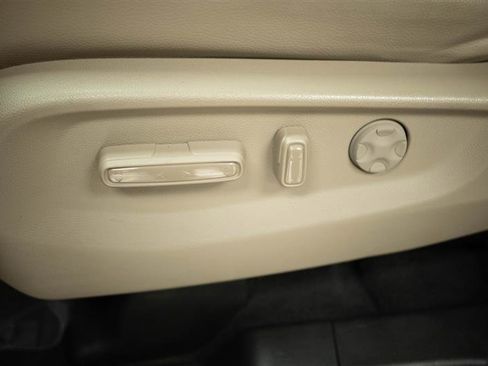 Used 2024 Honda Odyssey Elite image 12