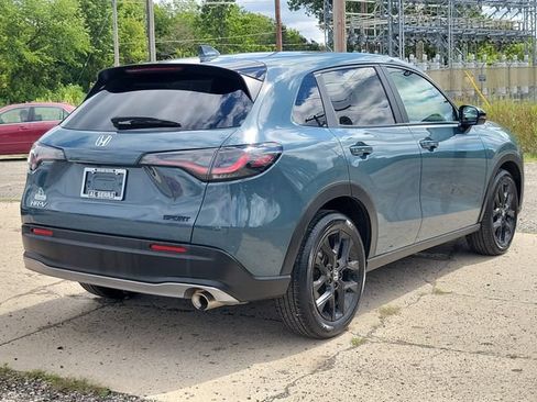 Used 2025 Honda HR-V Sport image 4