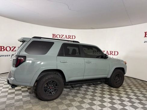 Used 2023 Toyota 4Runner TRD Off-Road Premium w/ Moonroof Package AWD/4WD image 9