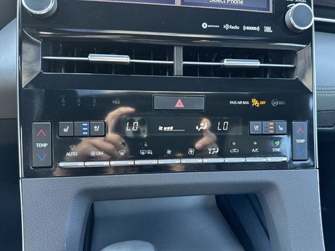 Used 2019 Toyota Avalon Limited w/ Advanced Safety Package FWD image 60