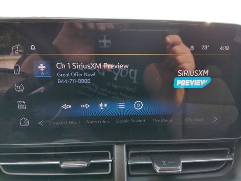 Used 2025 Chevrolet Trax LT FWD image 19