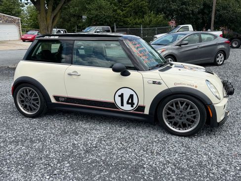 Used 2006 MINI Cooper S FWD image 4