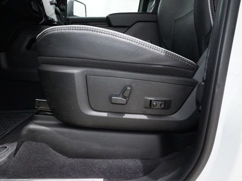 Used 2026 RAM 2500 Limited AWD/4WD image 31