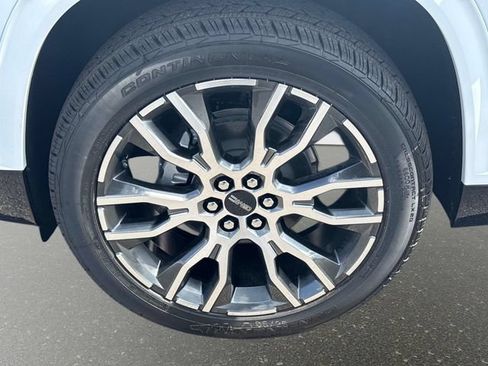 New 2026 GMC Acadia Denali Ultimate FWD image 10