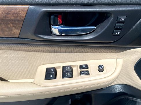 Used 2016 Subaru Outback 2.5i Limited image 17