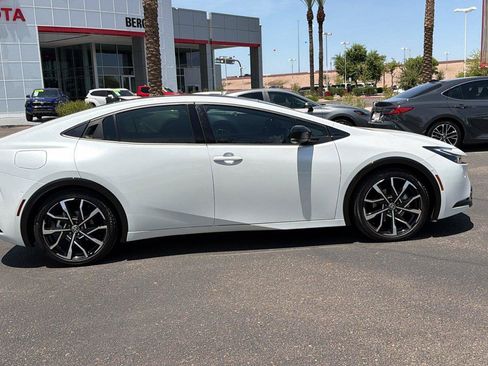 Certified 2026 Toyota Prius Plug-In Hybrid w/ Limited Premium Package FWD image 10