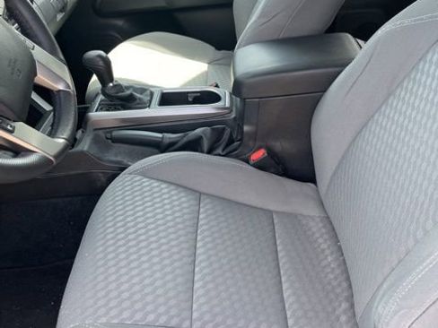 Used 2021 Toyota Tacoma SR5 image 12