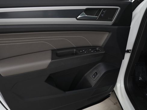 Used 2023 Volkswagen Atlas Cross Sport SEL Premium R-Line AWD/4WD image 24