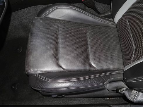 Used 2018 Chevrolet Camaro SS RWD image 22