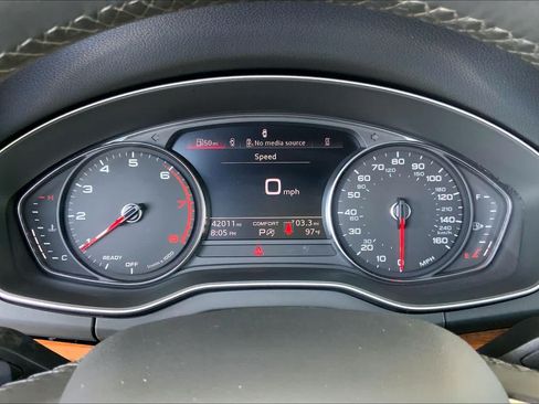 Used 2022 Audi Q5 2.0T Premium w/ Convenience Package AWD/4WD image 26